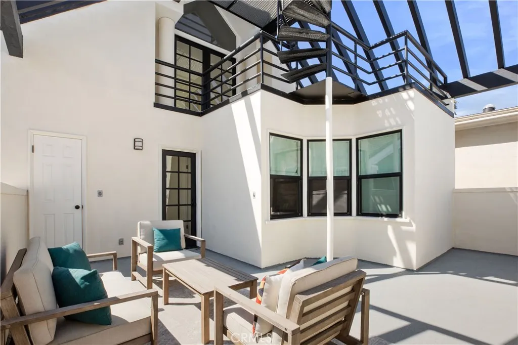 5537 Seaside Walk, Long Beach, CA, 90803