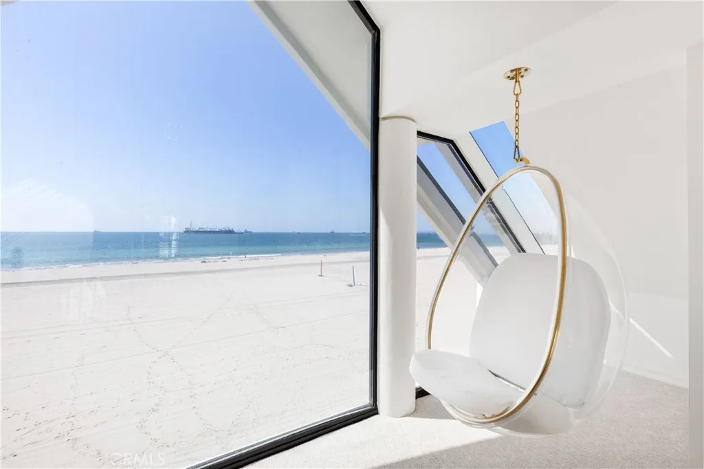 5537 Seaside Walk, Long Beach, CA, 90803