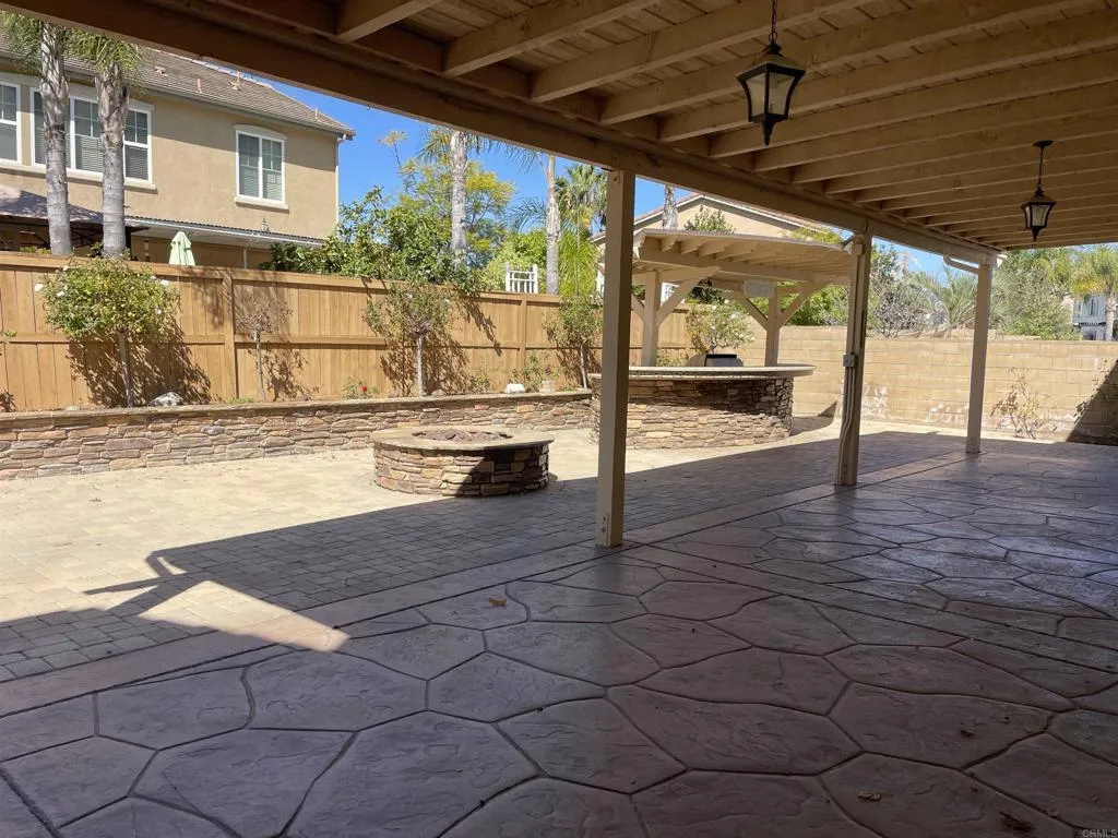 https://cdn.realtyfeed.com/cdn/127/306665238/7a364f11934fc5e50e6278f986d839df.webp