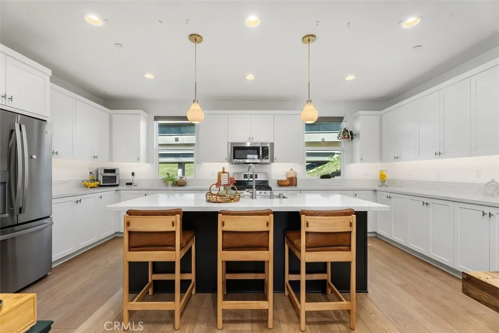 Mission Viejo, CA 92691