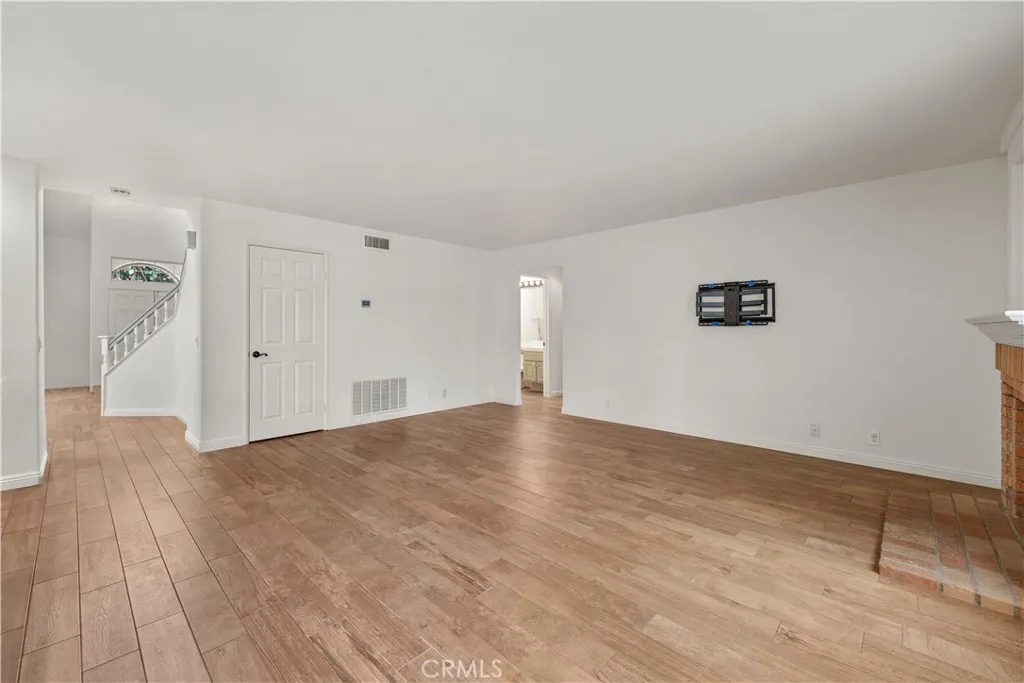 Mission Viejo, CA, 92692