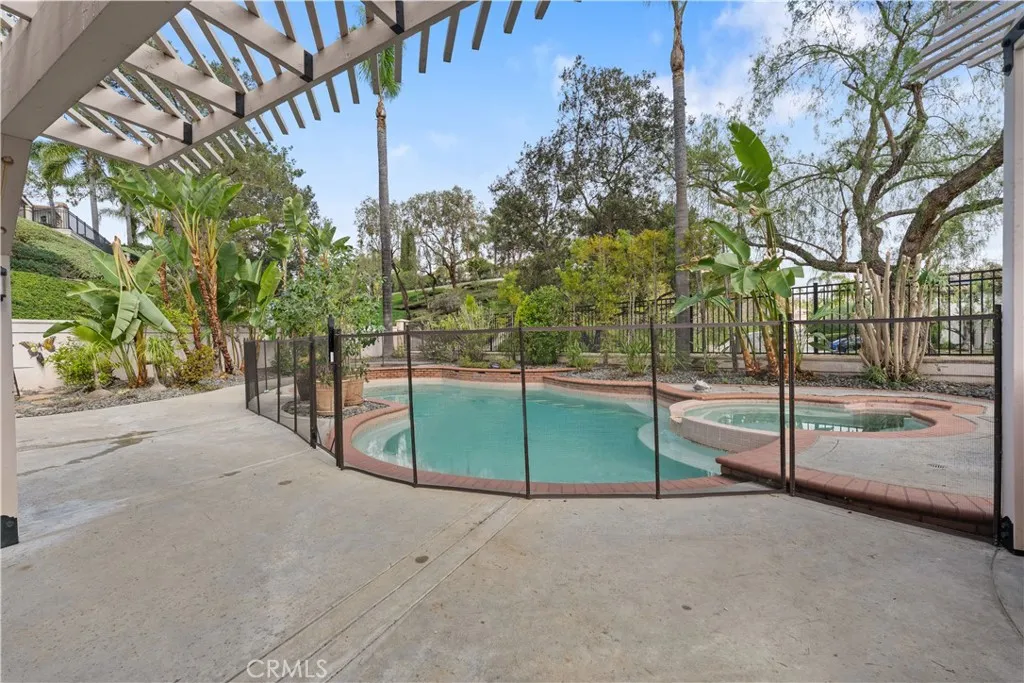 Mission Viejo, CA, 92692