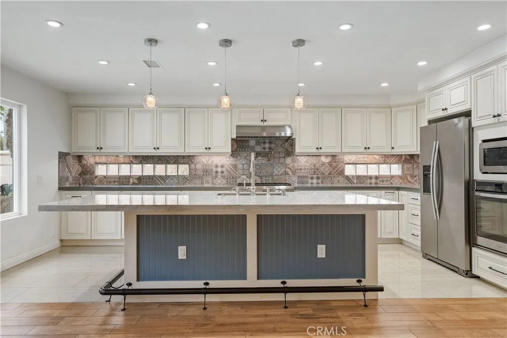Mission Viejo, CA, 92692