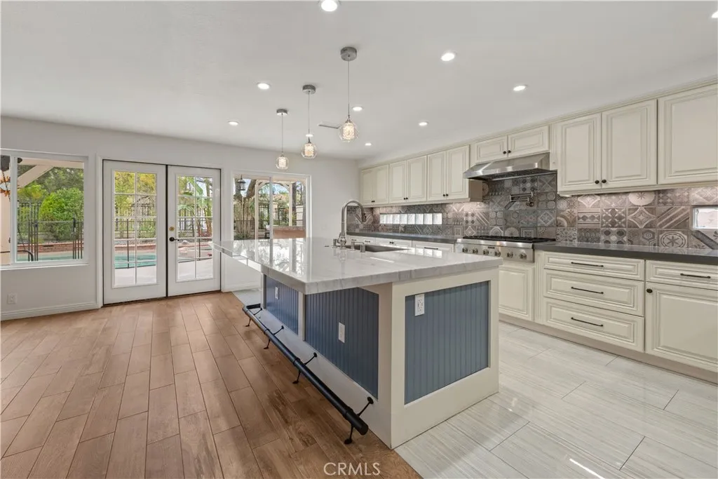 Mission Viejo, CA, 92692