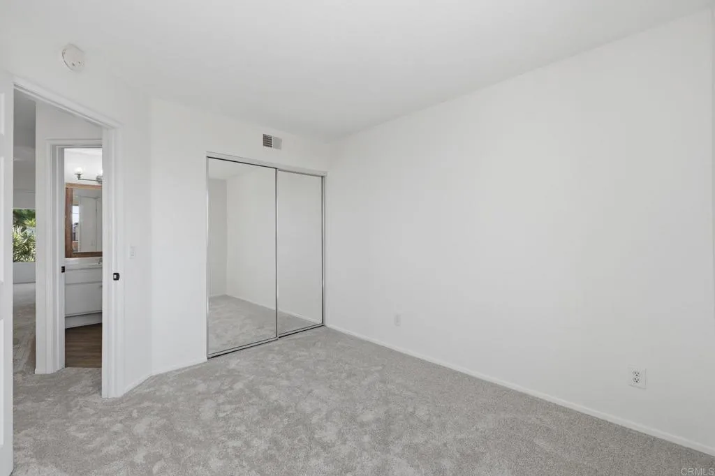 https://cdn.realtyfeed.com/cdn/127/306665297/05455d318728266e30832d20f8584b38.webp