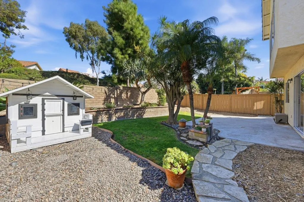 https://cdn.realtyfeed.com/cdn/127/306665297/389c21899d05ea03eb2ba915b6147886.webp