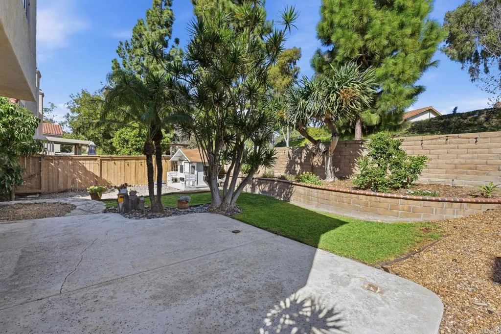 https://cdn.realtyfeed.com/cdn/127/306665297/6655d55f94f7d9c775ac09f48acfdc2f.webp
