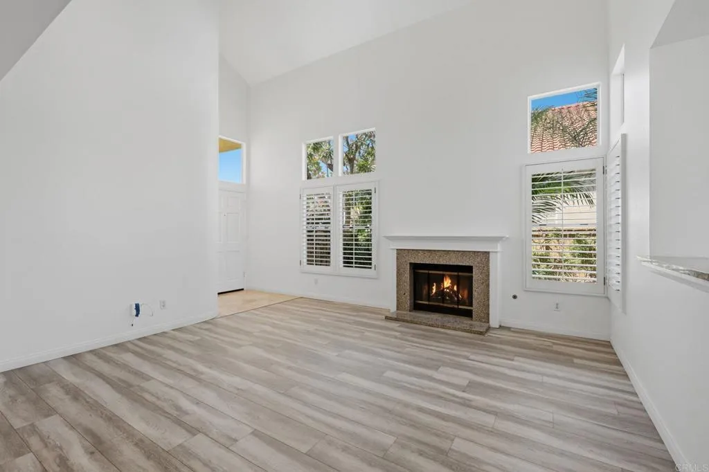 https://cdn.realtyfeed.com/cdn/127/306665297/66feeff74846b9df578a4723dcc5206e.webp