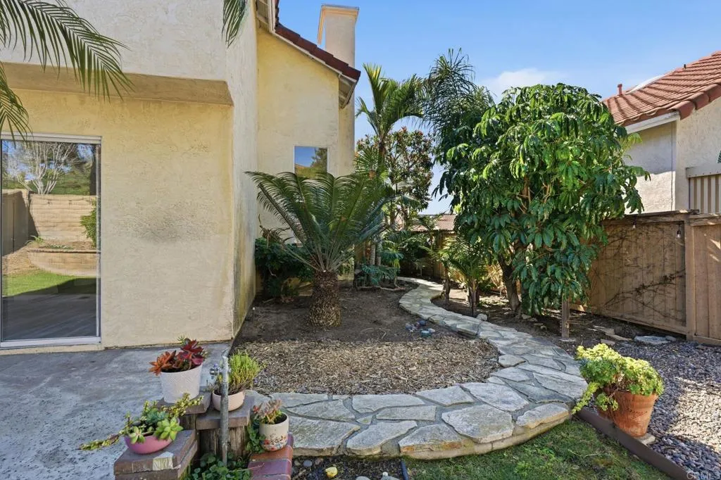 https://cdn.realtyfeed.com/cdn/127/306665297/f5d46899925f6dea048fb470b4ad8cca.webp