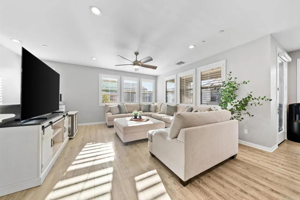 Photo #8: PTP2601936 Listing: Photo #8