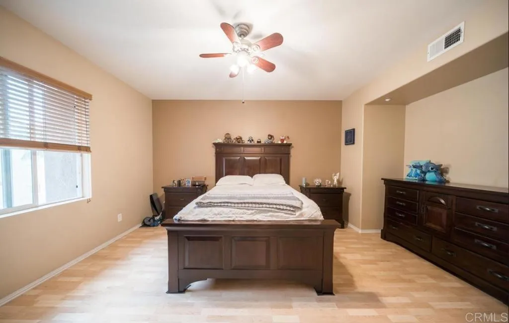 https://cdn.realtyfeed.com/cdn/127/306665356/1a8f8b0651c0e157e3341449c67c126e.webp