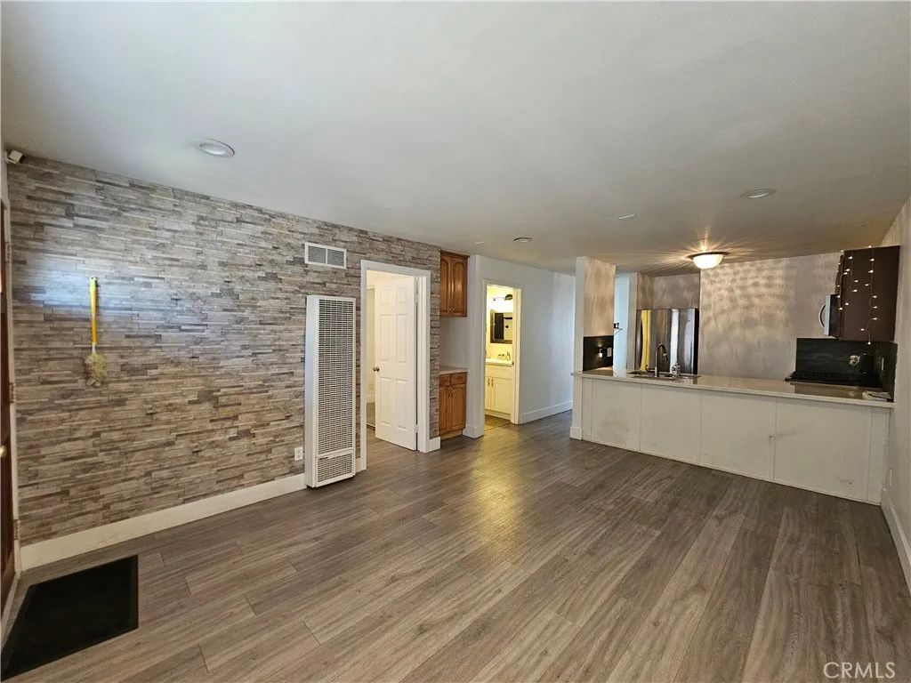 Photo #2: SW26046688 Listing: Photo #2