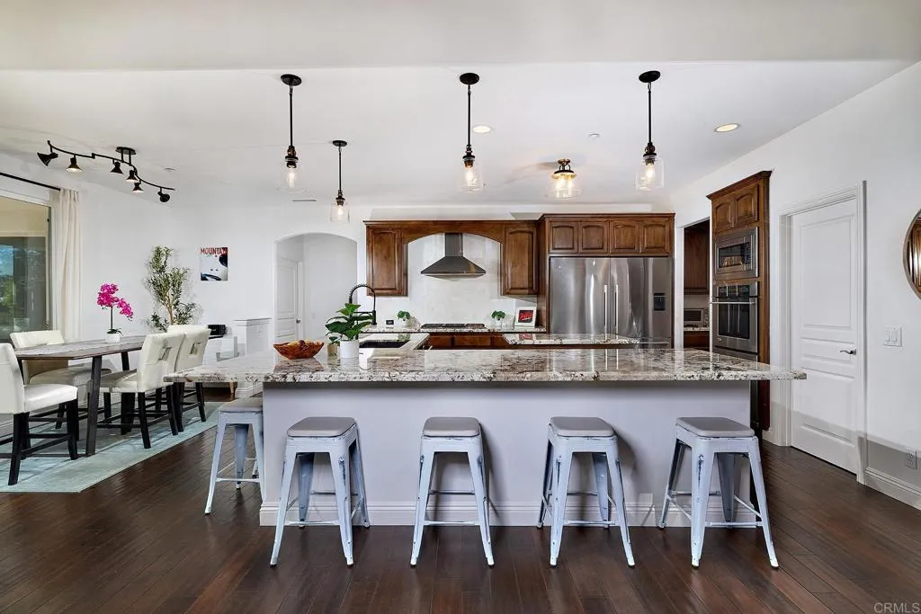 https://cdn.realtyfeed.com/cdn/127/306665381/18abf515c7ec1c3ed93b7abbb427a1be.webp