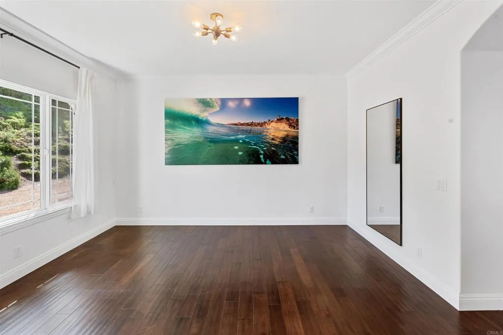 https://cdn.realtyfeed.com/cdn/127/306665381/a4a1edcb715a0f910de71ed5ad42d591.webp