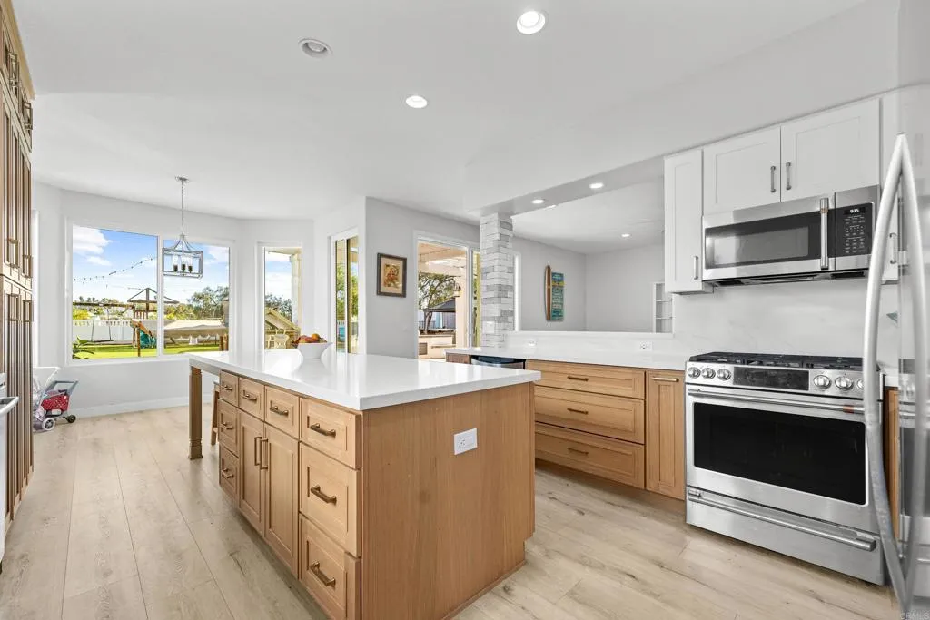 https://cdn.realtyfeed.com/cdn/127/306665383/280d71ad3d5b97d17884709e319d18e4.webp