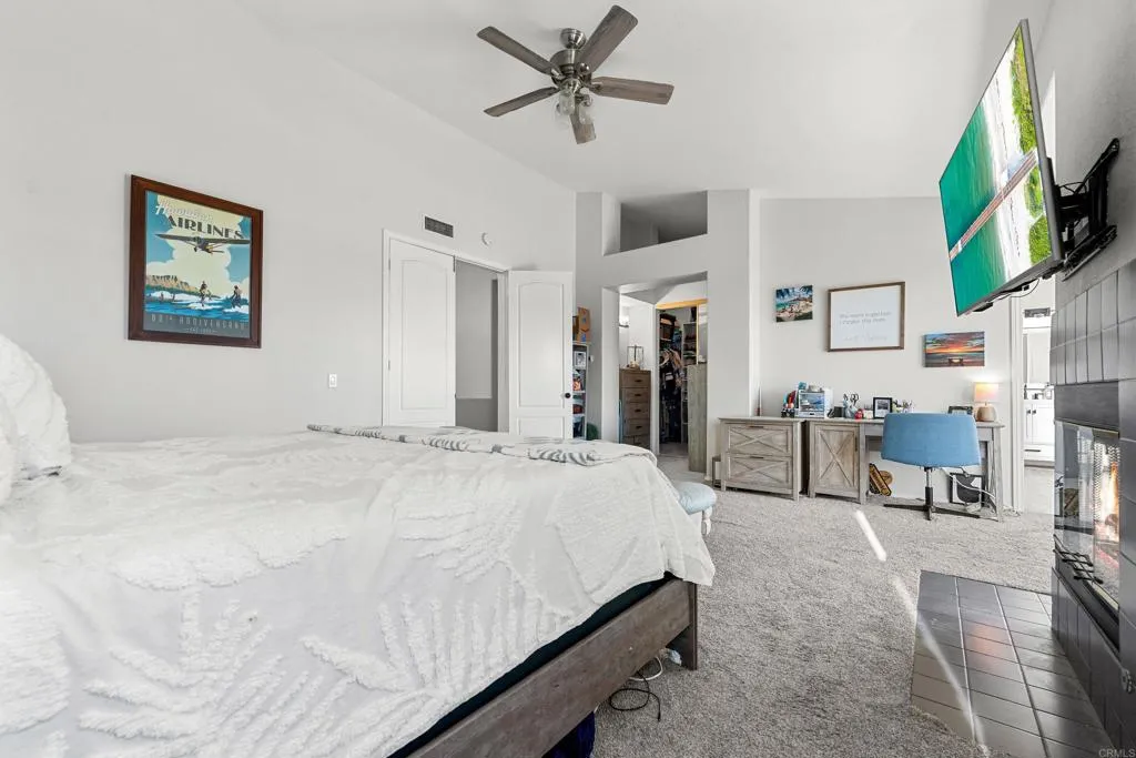 https://cdn.realtyfeed.com/cdn/127/306665383/8c70d9e89aa9814339f5236163b19941.webp