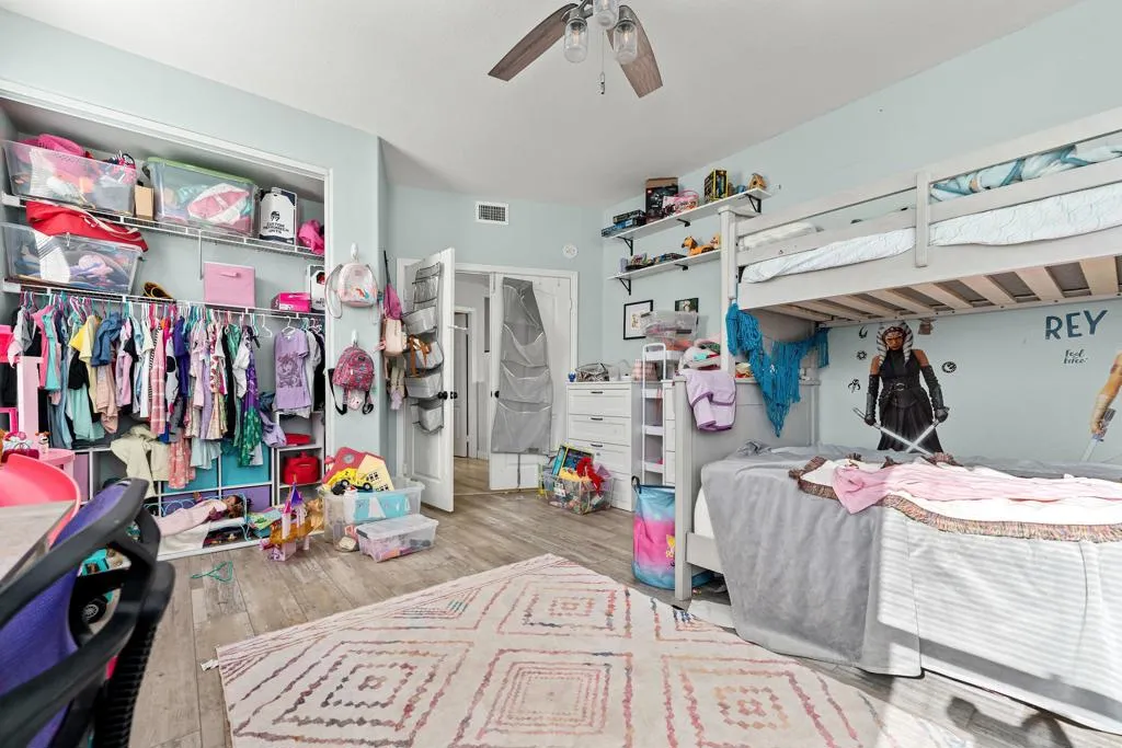 https://cdn.realtyfeed.com/cdn/127/306665383/9bcf5bc7ff02404a9f6626f295972999.webp