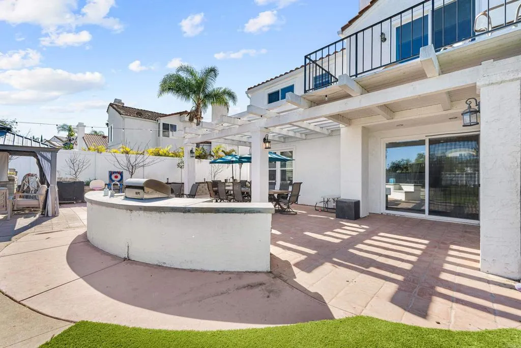 https://cdn.realtyfeed.com/cdn/127/306665383/e9ad85d8b9a0a4f3185fac3d51a6b814.webp