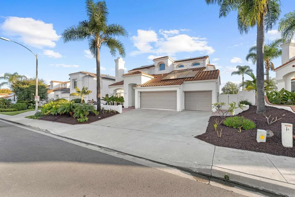 https://cdn.realtyfeed.com/cdn/127/306665383/f80d23162eeb9d2de01dde2890a80d45.webp