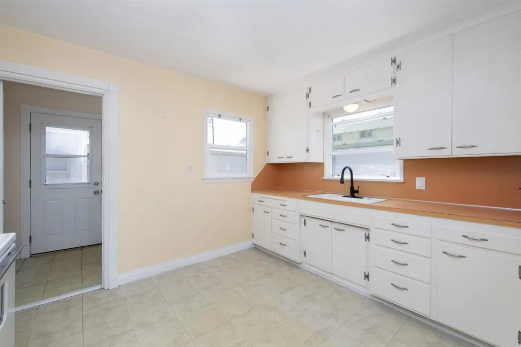 https://cdn.realtyfeed.com/cdn/127/306665447/8f9b6f2bac96cf56003b963c5deb4866.webp
