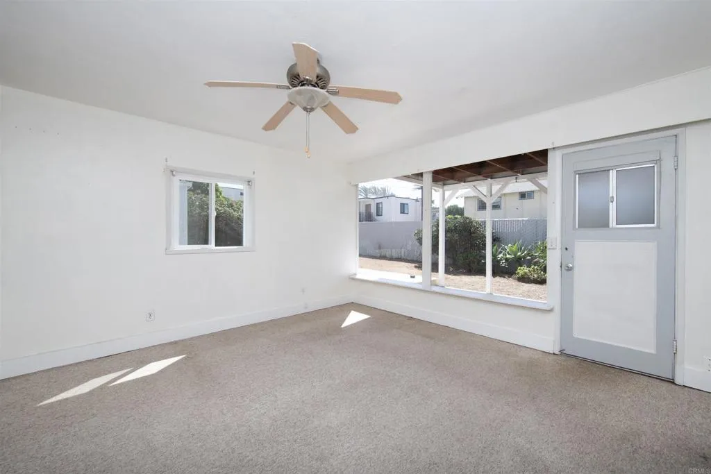 https://cdn.realtyfeed.com/cdn/127/306665447/f502e84e231142d24e481342e77294d0.webp