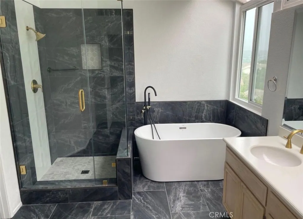 33 Sandbridge, Aliso Viejo, CA 92656 - Photo 2 of 13, Aliso Viejo, CA