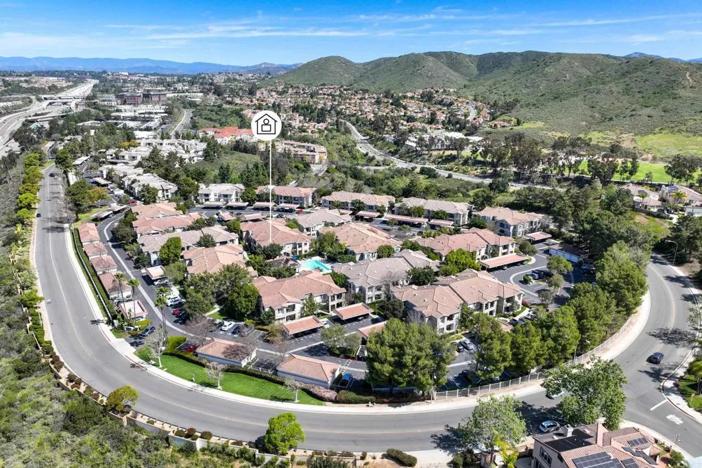 https://cdn.realtyfeed.com/cdn/127/306665572/6d27382551edc89964a389d38ee7a383.webp