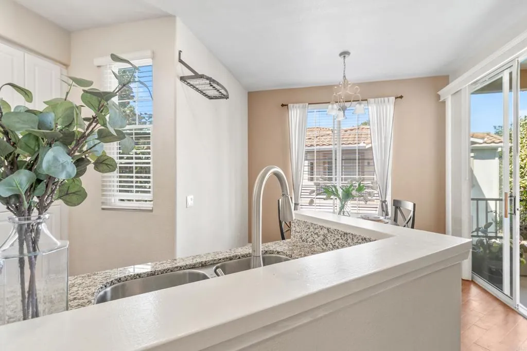 https://cdn.realtyfeed.com/cdn/127/306665572/70f826c2e2d928d3a87b4a4421c1b06d.webp