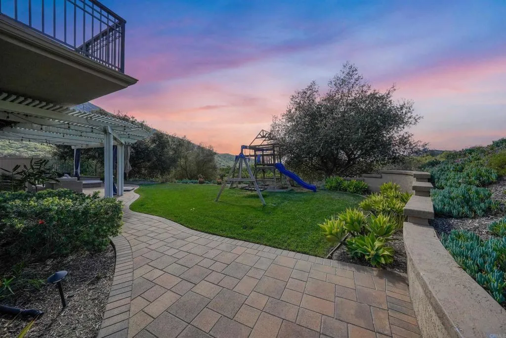 https://cdn.realtyfeed.com/cdn/127/306665574/56e3793d2878e63c2e9483d7df8226ff.webp