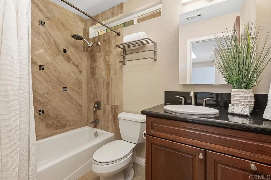 https://cdn.realtyfeed.com/cdn/127/306665581/662f7c0f6f32e58d6de1503626e9ca50.webp