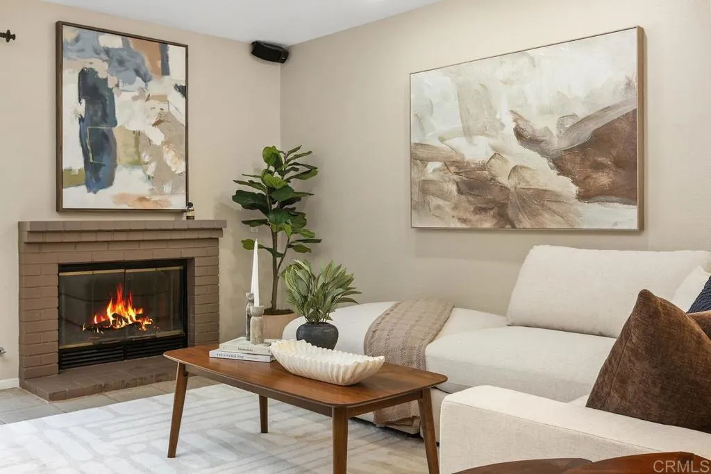 https://cdn.realtyfeed.com/cdn/127/306665581/cff9e92d86c68ec78ec61faea158faba.webp