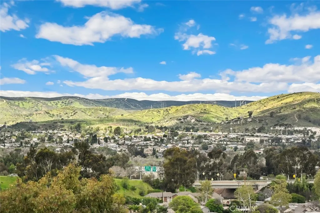 https://cdn.realtyfeed.com/cdn/127/306665607/16c34a8eec255ede3e89d321f2ff8b2e.webp