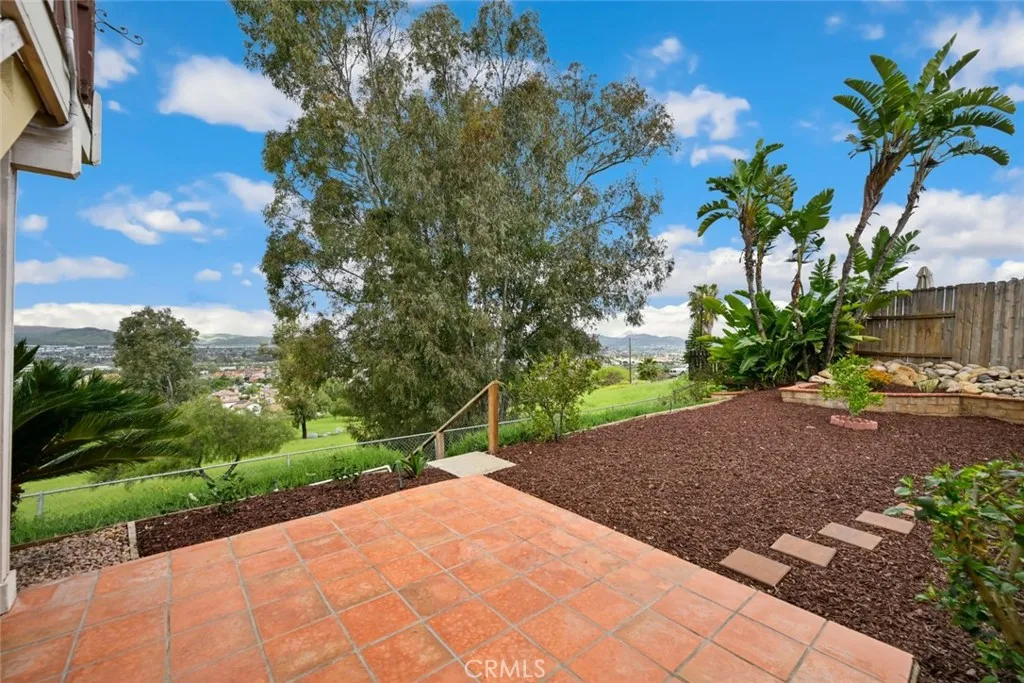 https://cdn.realtyfeed.com/cdn/127/306665607/b70271e768b72b74dcb8f7f02f774ea6.webp