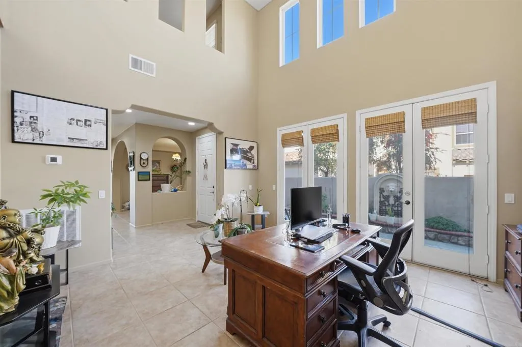 https://cdn.realtyfeed.com/cdn/127/306665619/7bf9398bf0af195b0928314d4712965e.webp