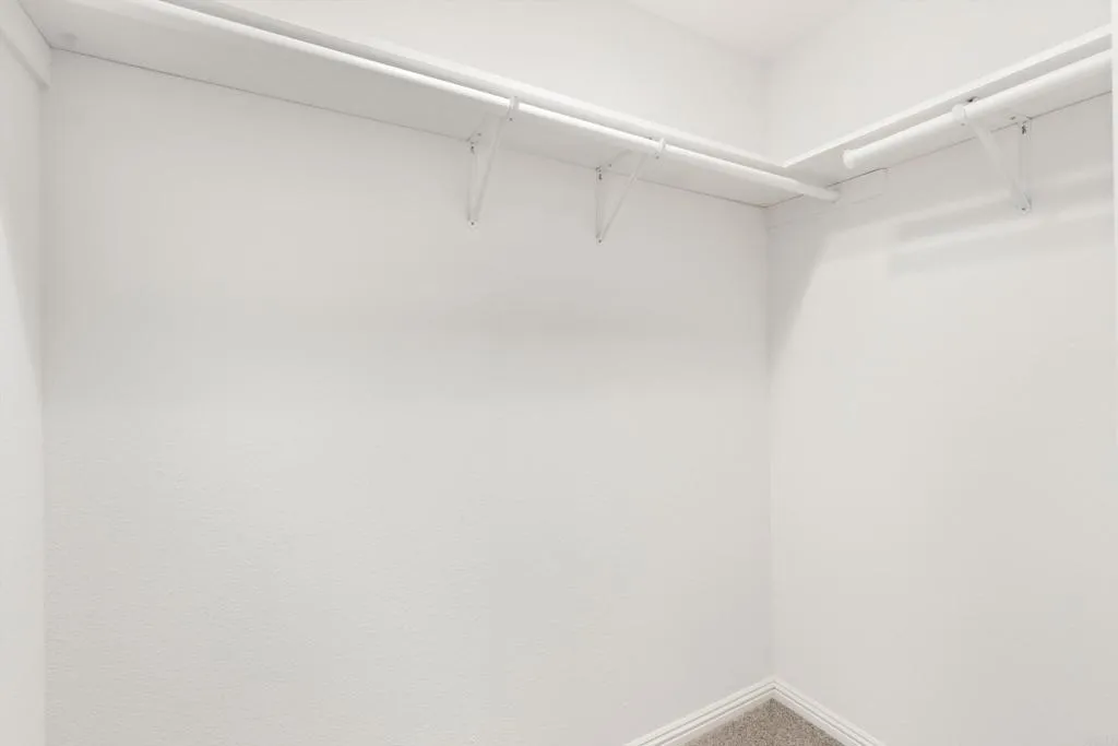 https://cdn.realtyfeed.com/cdn/127/306665685/748b0475a3ea1c3c01613875885c0b73.webp