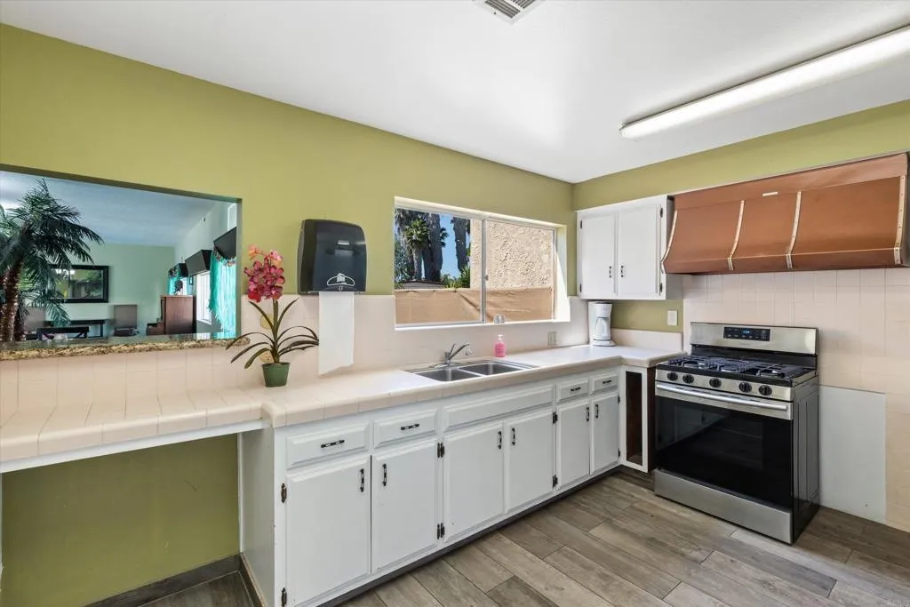 https://cdn.realtyfeed.com/cdn/127/306665685/76a46660c1a1e0ca8703c010c1b24363.webp