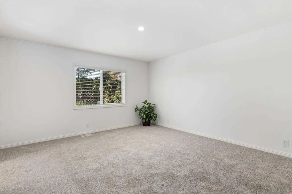 https://cdn.realtyfeed.com/cdn/127/306665685/ad63906b23c2fbfdc1534746b45d63e3.webp