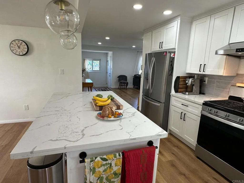 https://cdn.realtyfeed.com/cdn/127/306665704/ece8f586f383e3ae863345d7afc28466.webp
