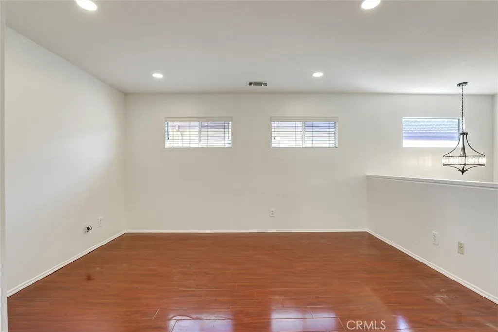 27 Ohio, Irvine, CA, 92606