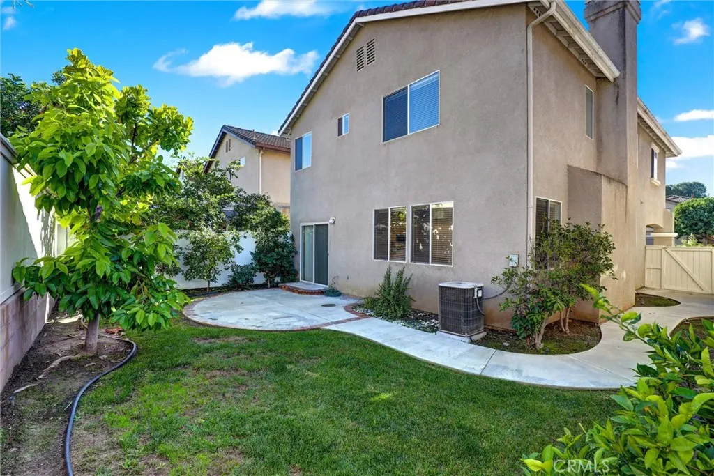 27 Ohio, Irvine, CA, 92606