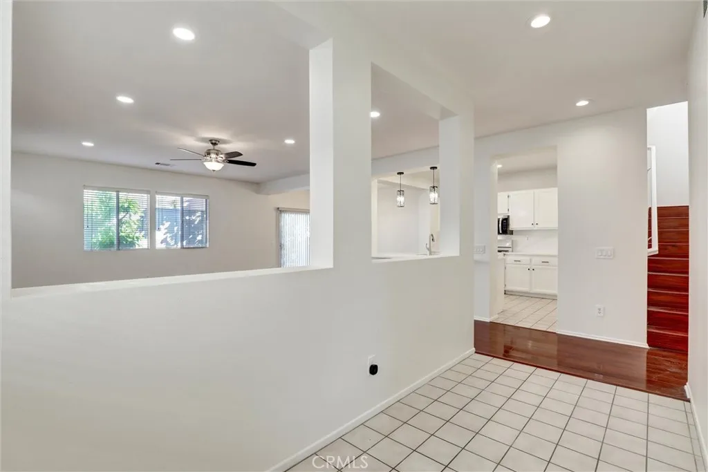 27 Ohio, Irvine, CA, 92606