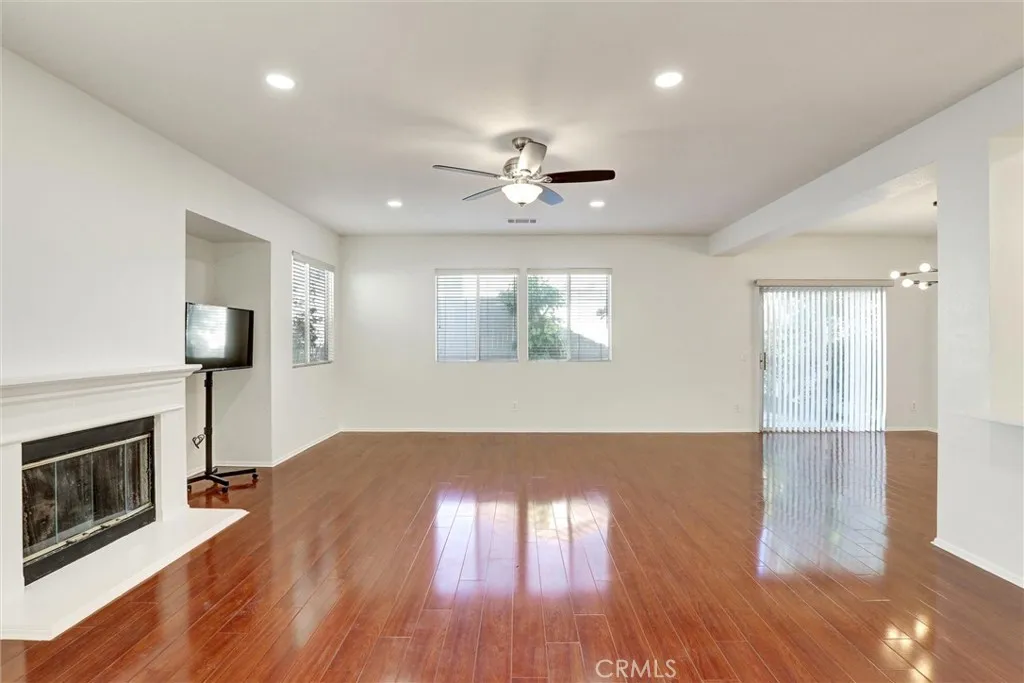 27 Ohio, Irvine, CA, 92606