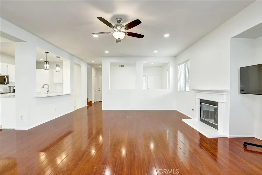 27 Ohio, Irvine, CA, 92606