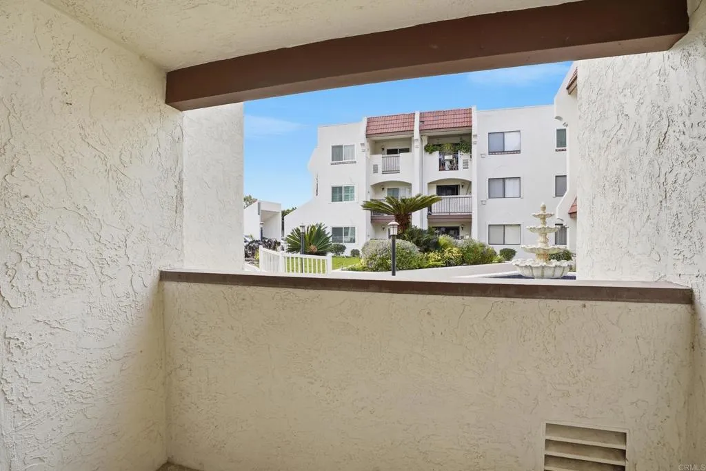 6350 Genesee Ave UNIT 107, San Diego, CA, 92122
