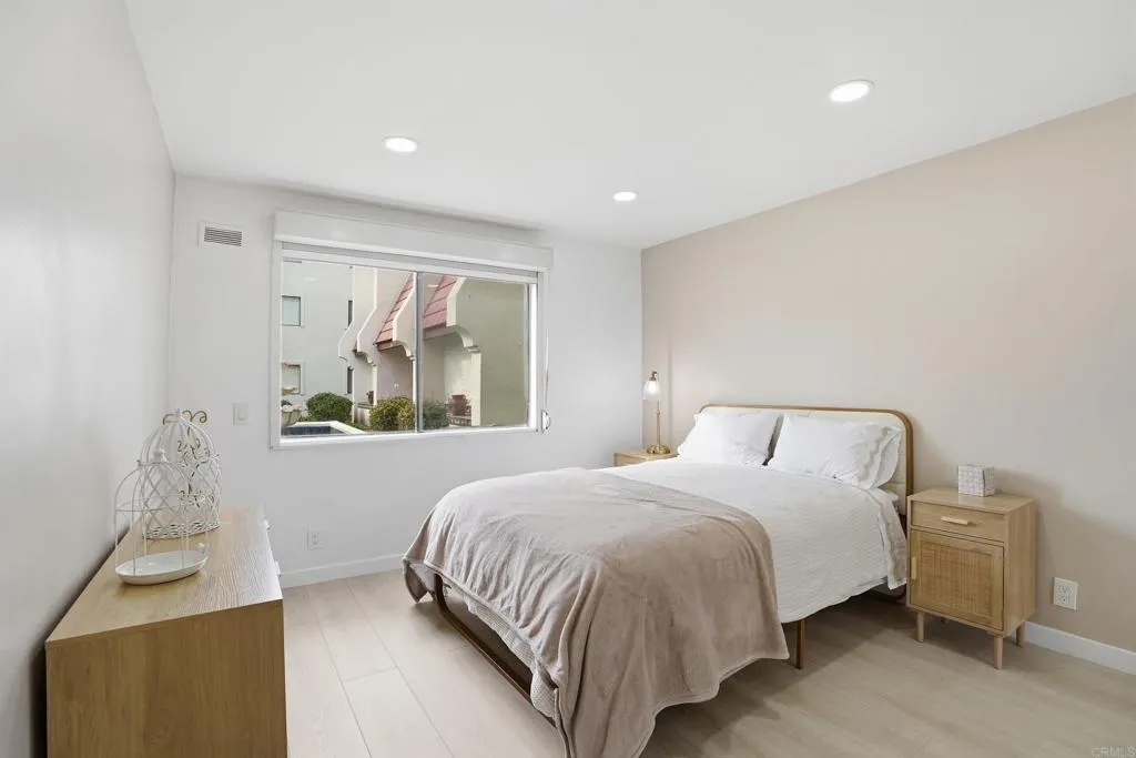 6350 Genesee Ave UNIT 107, San Diego, CA, 92122