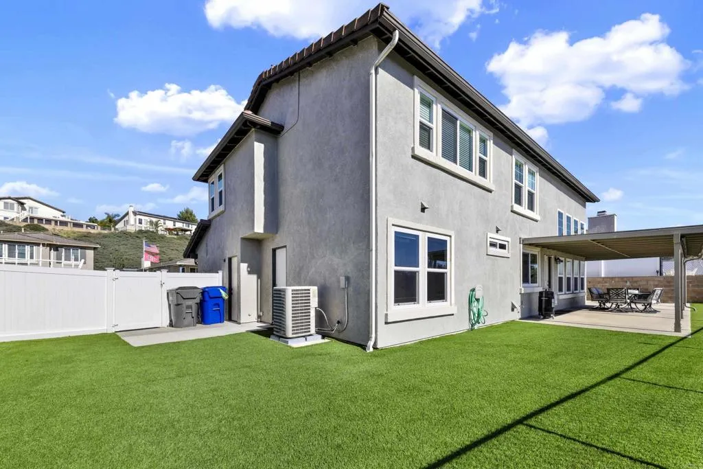 https://cdn.realtyfeed.com/cdn/127/306665777/407d8dcdfb3d4add7d8d69556c4126e0.webp