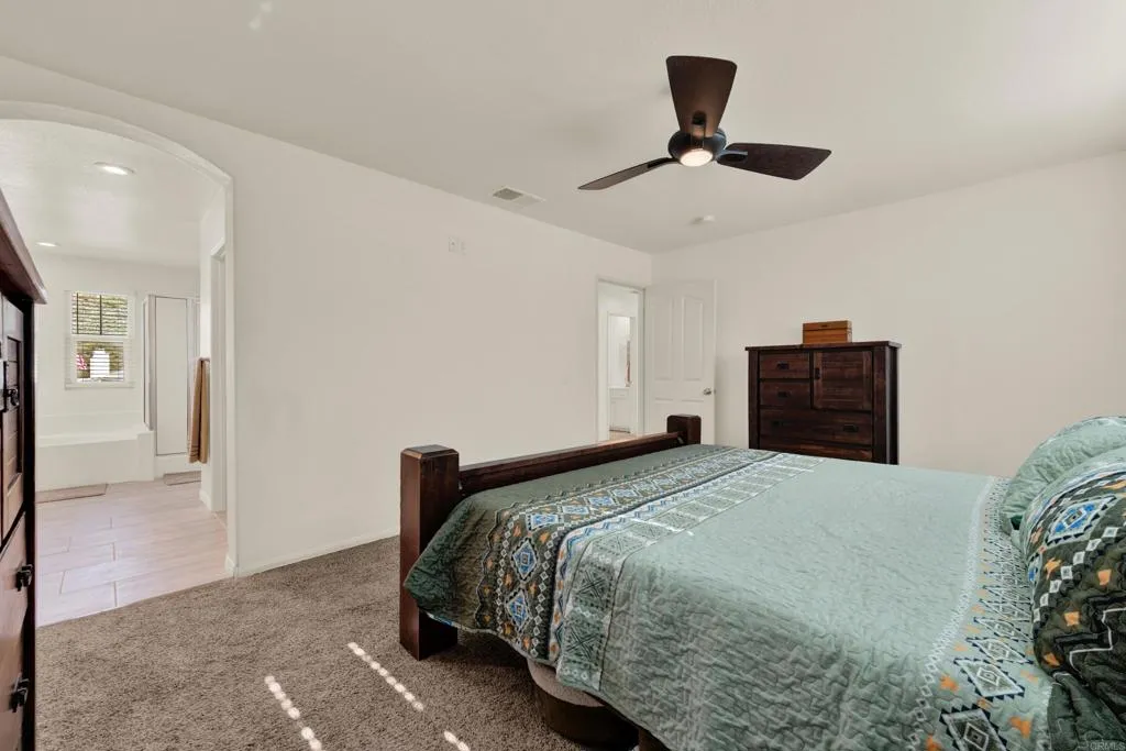 https://cdn.realtyfeed.com/cdn/127/306665777/611c16f112d4e2ef67b630dccd9cbff0.webp