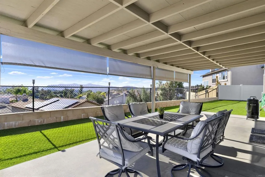 https://cdn.realtyfeed.com/cdn/127/306665777/676ba7c363752c39722fde9d6fbd96f4.webp
