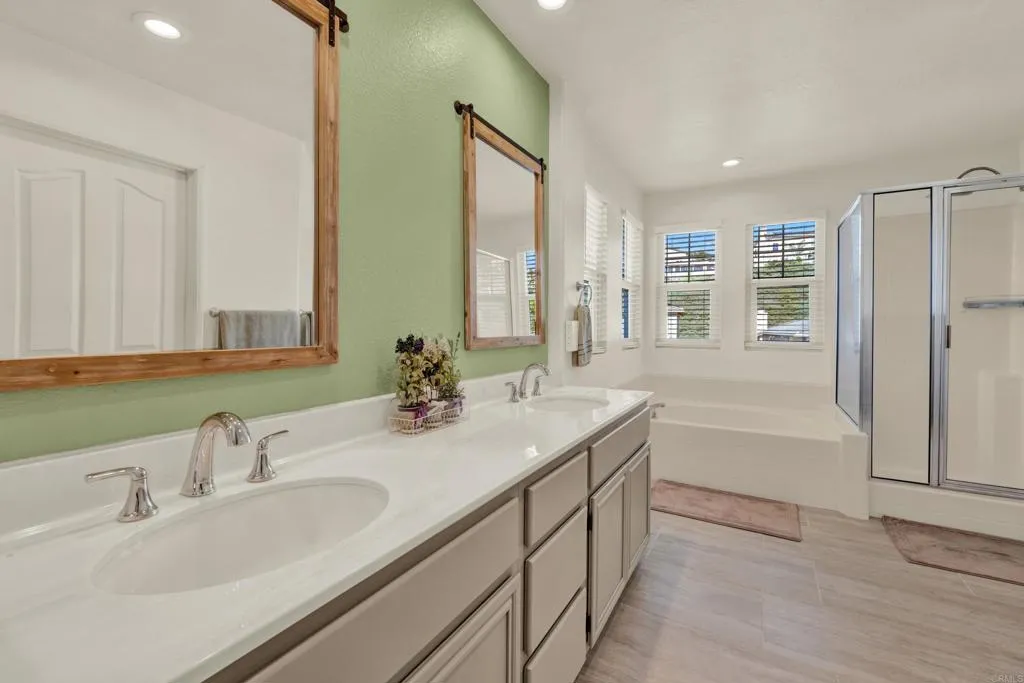 https://cdn.realtyfeed.com/cdn/127/306665777/7753d84d918657ef40cd6b1a2deb0a14.webp