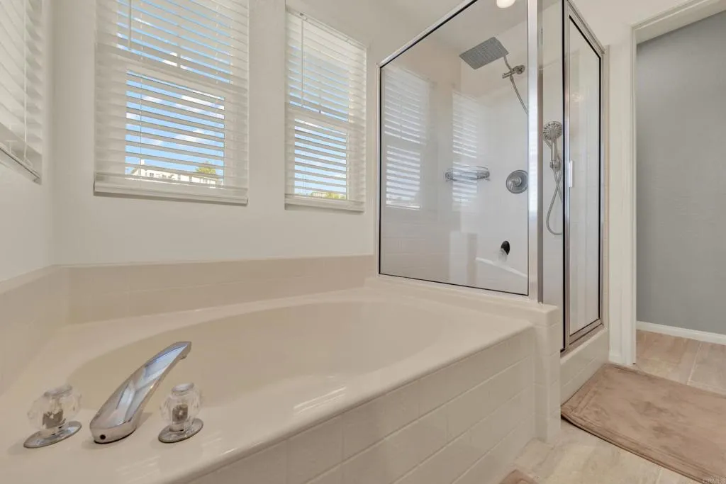 https://cdn.realtyfeed.com/cdn/127/306665777/83464eb7df7ef8428c7950165b31f86f.webp